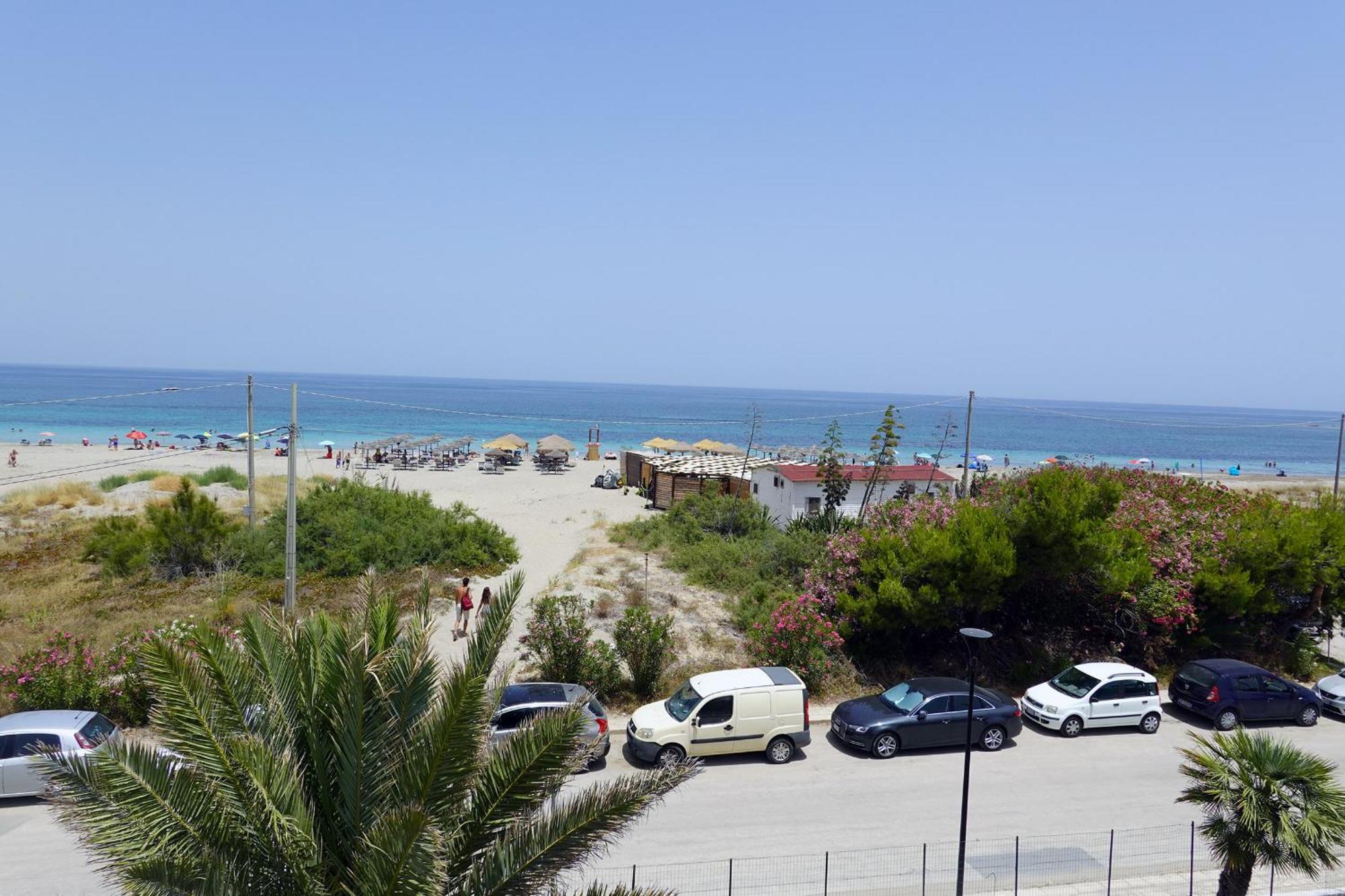 Giallomare Aparthotel Marzamemi Exterior foto